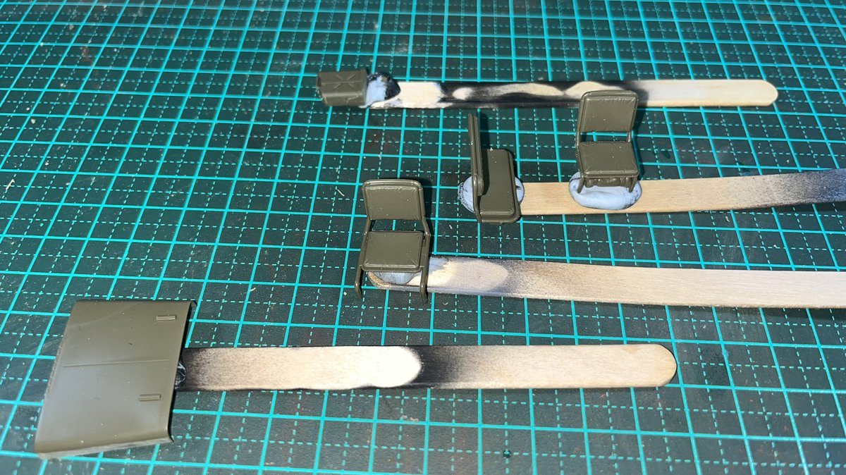 ScaleAussie's tweet photo. A bit more work on the @tamiyainc Willys Jeep, getting it ready for paint and then assembly.
#TAMIYA #willysjeep #scalemodel #135model #135thmodel #ausiescalemodels https://t.co/pZAQmQv6pr
