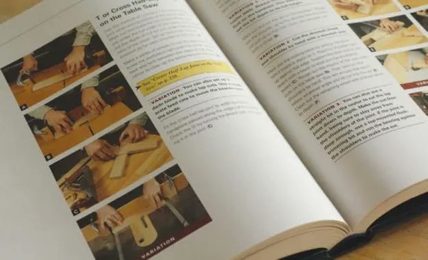Top 10 books for beginner woodworkers: buff.ly/3yAKK4f #Woodworking #Workshop #Furniture #DIY #HandMade #Tools #JobSite #Make #Trades #Home #Design #Renovation #Contractor #CanadianWoodworking #canwoodworking