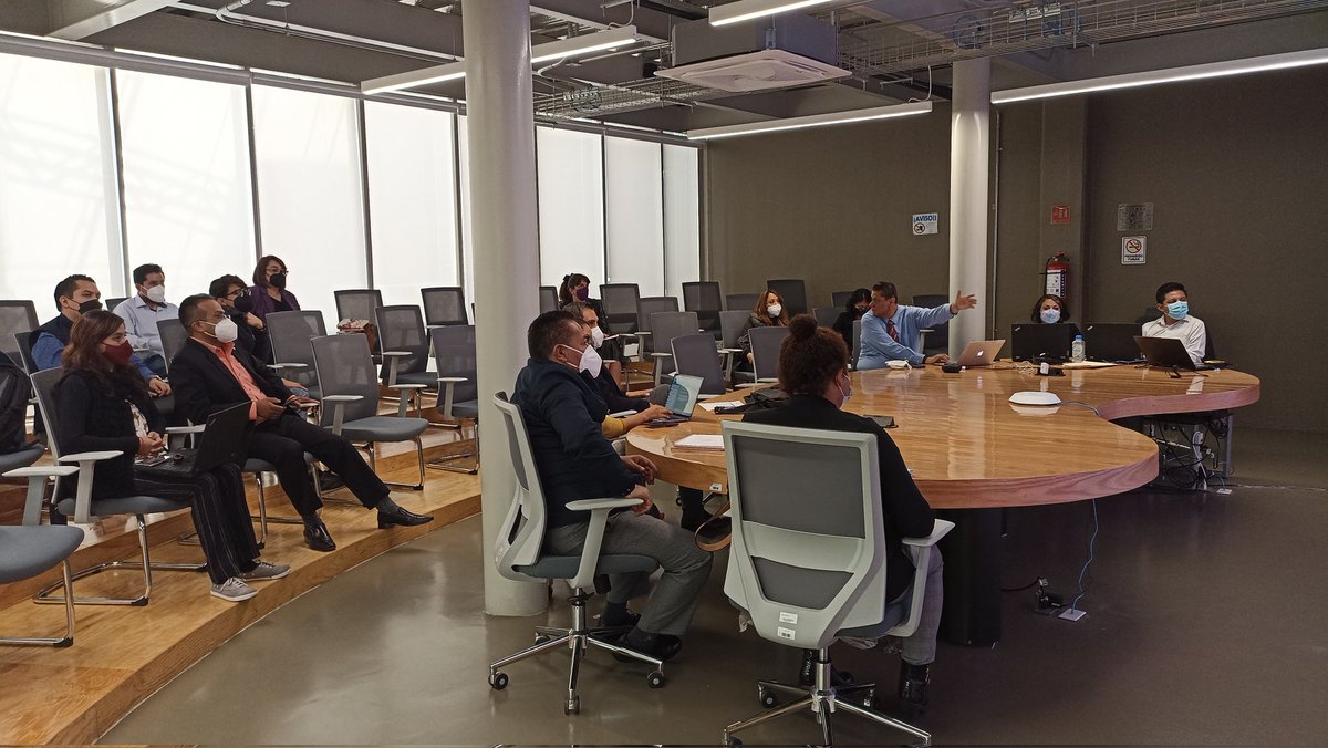 cditvallejoi's tweet photo. Hoy se llevó a cabo la reunión de la Red CDIT #VallejoI donde se establecieron los apoyos a la innovación y la industria competitiva para los industriales de Vallejo  @CONCAMIN @Coparmex @AIVAC1 @SECTEI_CDMX #innovacion @claudiashein @GobCDMX https://t.co/ENsc4cOuHG