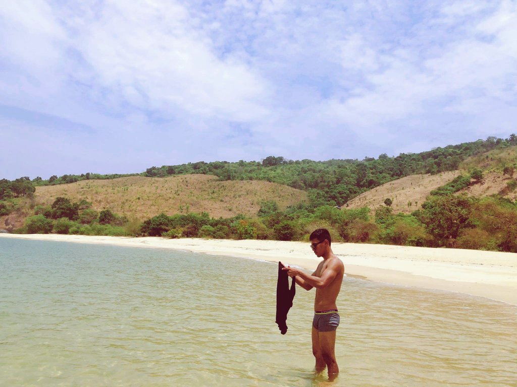 လာခဲ့ Summer ရေကူးမယ်🏊‍♂️

🥰🥰🥰🥰🥰🥰🥰🥰🥰🥰