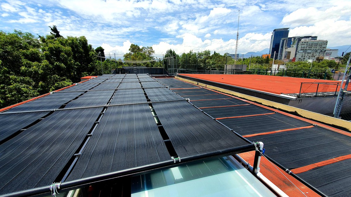 danugarcia's tweet photo. Instalación de sistemas de calentamiento de albercas para cadena de clubes deportivos en la CDMX. 342 kWth, ahorro del 80% de consumo de gas, se mitigan 110 ton de CO2/año. Pago contra ahorros generados. @SedecoCDMX @anes_oficial @ConueeSolar @matters_mx @fidemx @APPAC_Piscinas https://t.co/JB4ZqOt0to