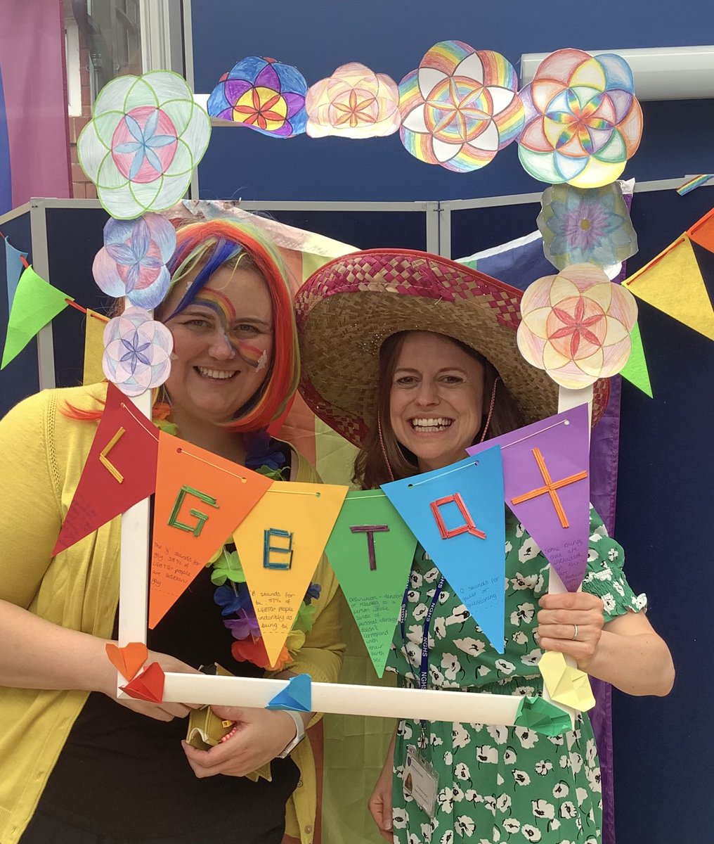 NGHSMaths's tweet photo. A brilliant lunchtime of fun, face painting, badge making for @NGHSMaths Celebrating #Pride with @NGHSDiversity 🏳️‍🌈🏳️‍🌈🏳️‍🌈 https://t.co/TjPIuLmSoX