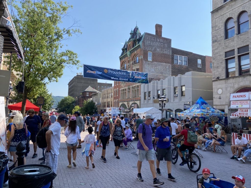 Musikfest's tweet image. You need to add these 7 artists who'll be taking on Main Street pres. by Provident Bank to your schedule on the Musikfest 2022 app pres. by PNC Bank! You won't regret it🙅👉 fal.cn/3q1sA
