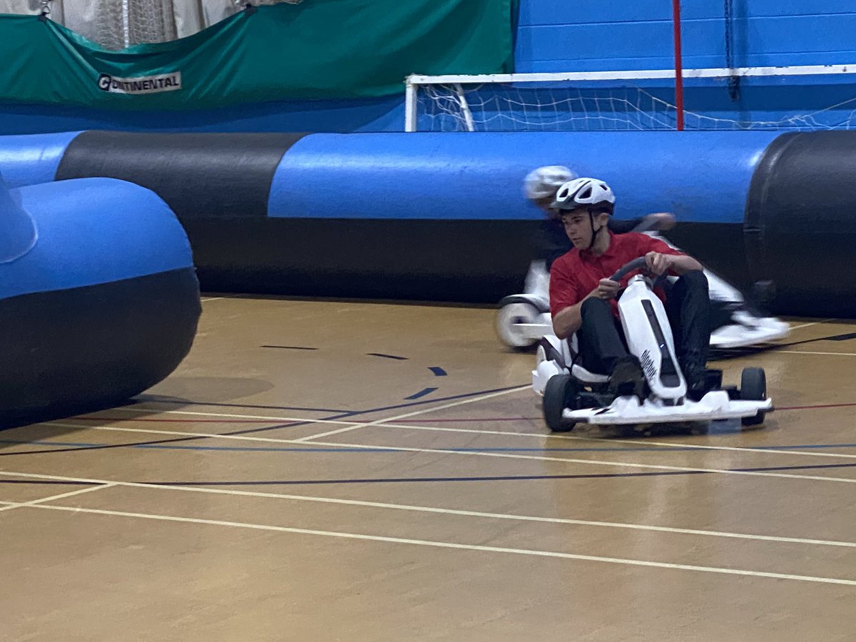 MissVardy's tweet photo. Thanks Big Bang Promotions for two incredible days of STEM Karts. 250 @KingEcgbert y8 and Y10 students got the chance to drive an electric Go Kart and learn about ergonomics, racing car design, racing strategy and aerodynamics. Best STEM activity we’ve run. @DTassoc https://t.co/JlHQnaCuwc