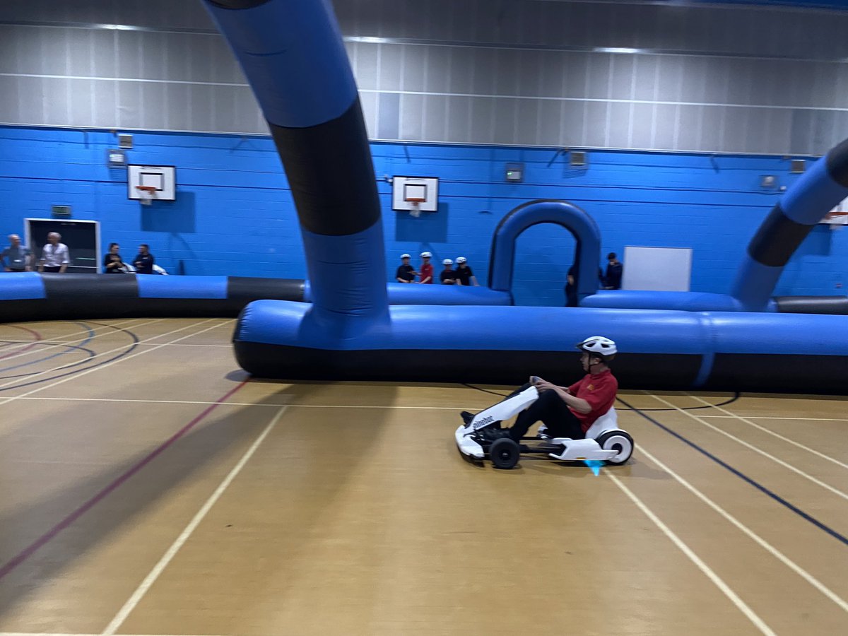 MissVardy's tweet photo. Thanks Big Bang Promotions for two incredible days of STEM Karts. 250 @KingEcgbert y8 and Y10 students got the chance to drive an electric Go Kart and learn about ergonomics, racing car design, racing strategy and aerodynamics. Best STEM activity we’ve run. @DTassoc https://t.co/JlHQnaCuwc