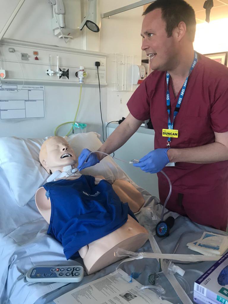 jhartin's tweet image. advanced notice- there will shortly be adverts for senior nurse / advanced practitioner posts with #PERRT @uclh 
#criticalcareoutreach 

happy for informal visits / chats meantime ☺️

DMs welcome to any of us:
@Skully48109675 
@Duncan281013 
@LilyCapili 
@BeamanBenji 
@jhartin