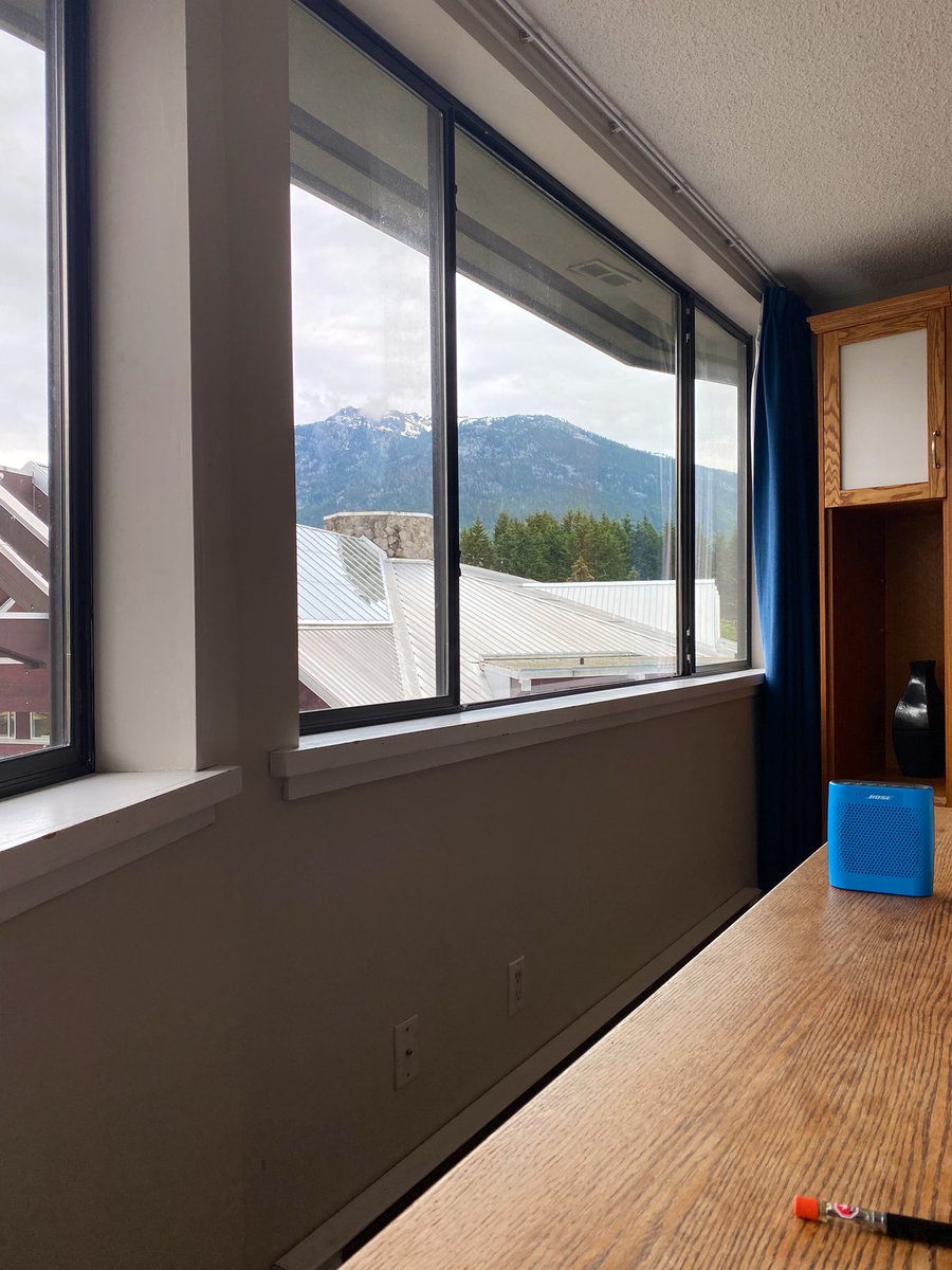 ZinonNFT's tweet photo. @karaholiday17 gm from whistler 🇨🇦 https://t.co/nE7vbXI05y