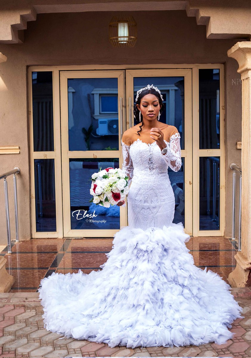 Jay_Elf_em's tweet photo. This 2in 1 wedding Dress made by me.
Visit us at
 c353 Nepa shopping mall Akure 
@Jay_Elf_em 
@adeleye_temmie @AkureBuynSell @AkureUp @AkureHowFar @AKURECITY https://t.co/7EEtiV9ys4