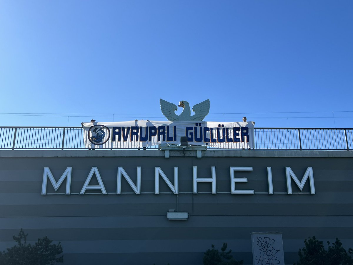 AvrupalV's tweet photo. Avrupa’nın tek gücü Avrupalıgüçlüler!!! https://t.co/xMTI9WZsrv