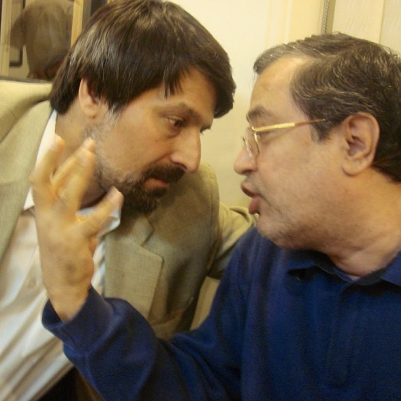 حقوق بشر! هزینه داده!! هشتگ نزنید،اطلاع رسانی نکنید تا حکومت ناراحت نشه
عمادالدین باقی  :))))))