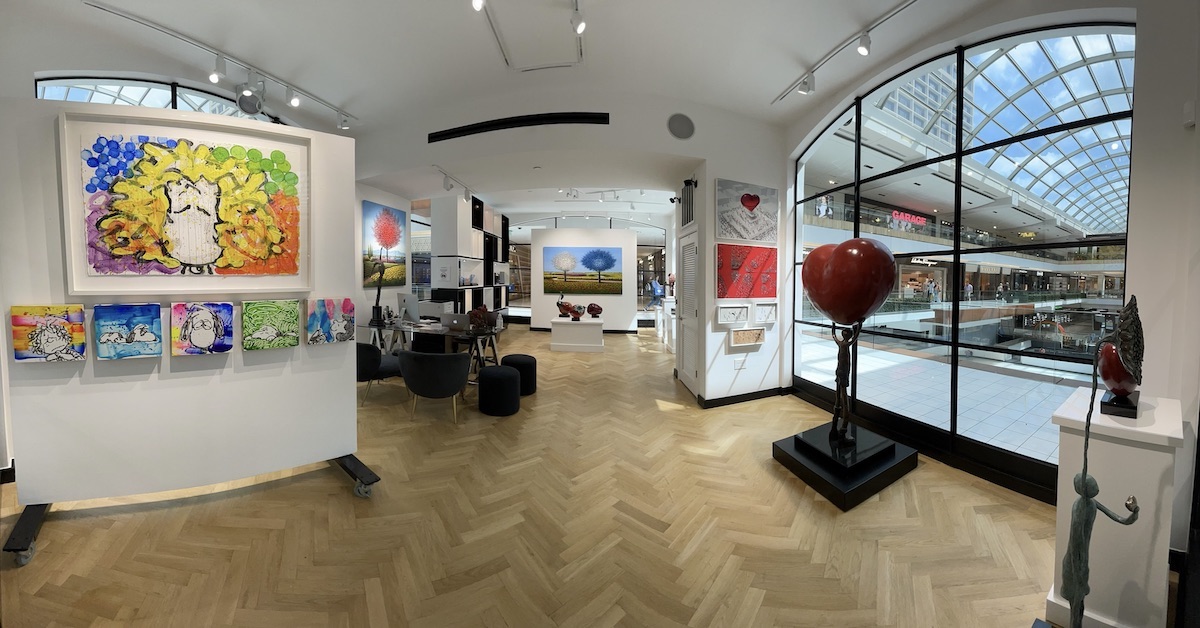 Houston Galleria Continues Its Hot Streak With Unique New Stores, Restaurants, and High-Tech Perks H-Town's Dominant Shopping Center is Anything But Just the Same Old Mall buff.ly/3yKGmj6 <a href="/PaperCityMag/">PaperCity Magazine</a> <a href="/HoustonGalleria/">The Galleria</a>