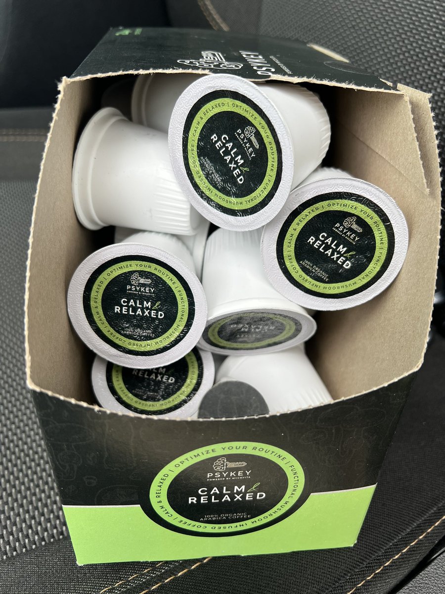 paulie_trades's tweet photo. $CEOS #Psykey #Mushroom Infused Functional #Coffee tastes amazing. I’m a big fan of coffee (3-4 cups per day) and this is right up there. Not to mention the benefits of  turkey tail, chaga and cordyceps 🍄. Real deal here, not a BS OTC company!
$MNMD $PSYC $MJLB $BDCO $AXXA $HIRU https://t.co/El67MQv3jo