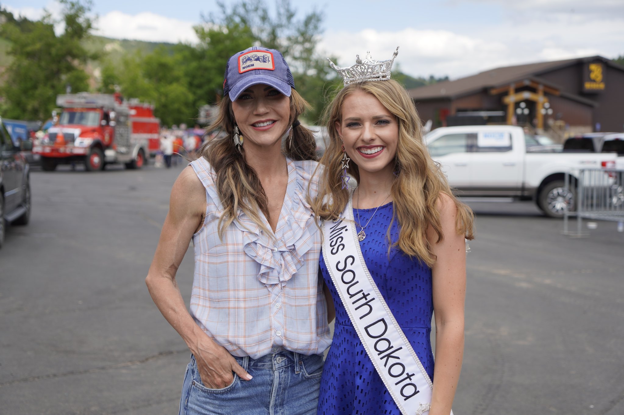 Kristi Noem on Twitter "Deadwood was alive for the Fourth of July