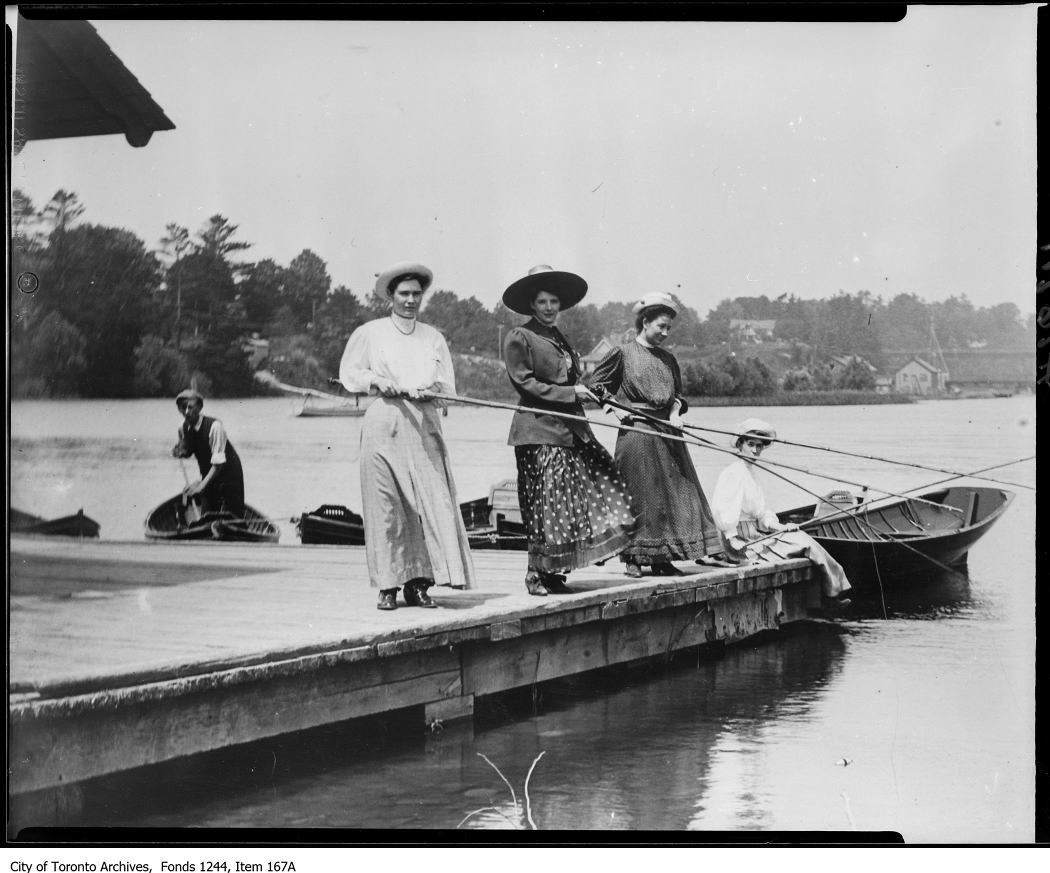 TorontoArchives's tweet photo. In honour of Family Fishing Week here are some of our favourite photos. This week reminds us of the value of Ontario’s recreational fishery, &amp; the importance of keeping it healthy for future generations. #FishingWeek #TorontoHistory https://t.co/6goB5DNj5J