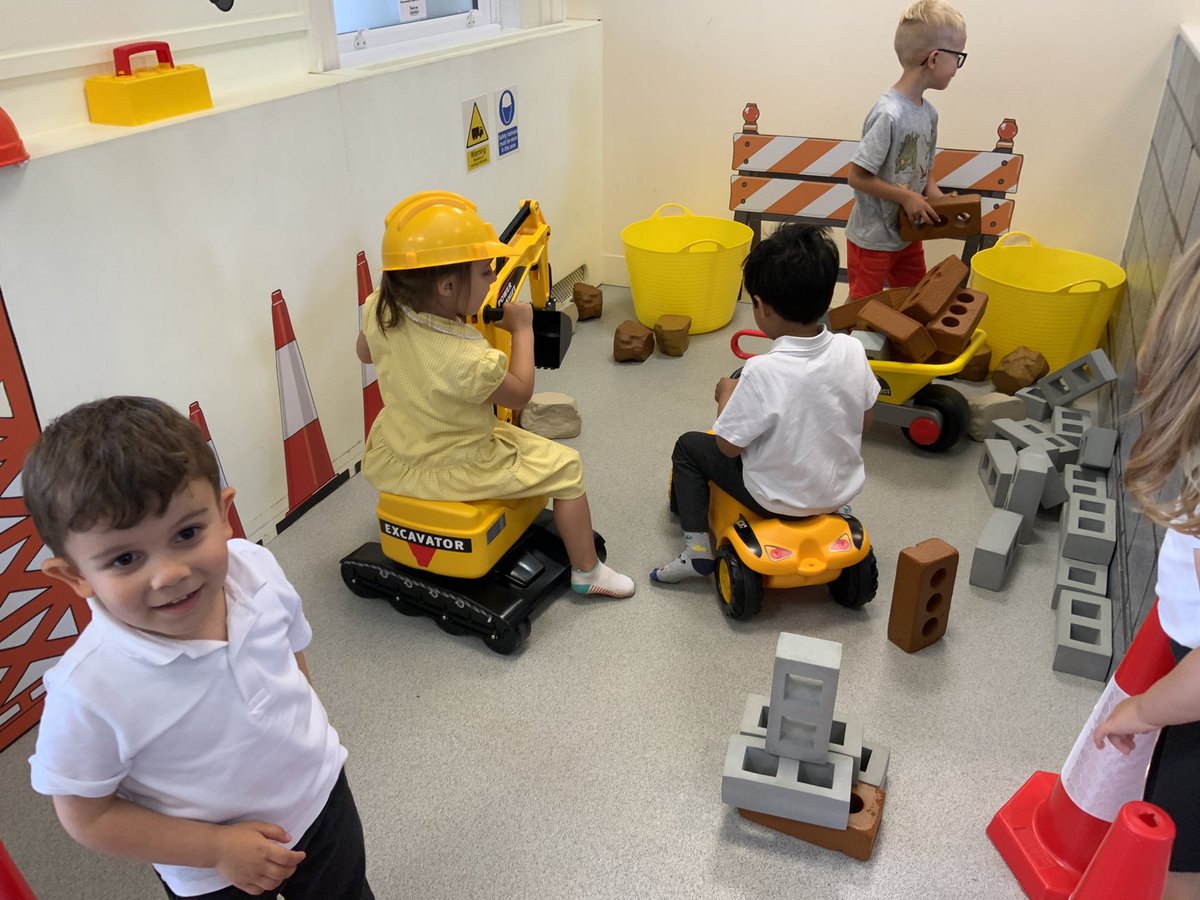 Nursery @ South Camberley Primary tweet media