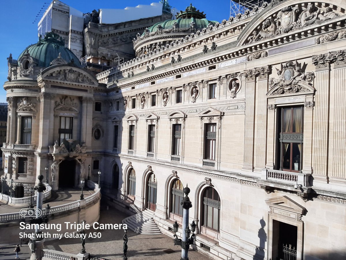 NoelPat12290784's tweet photo. Hotel room with a stunning view. #ParisOperaHouse 🎼🎶☀️ https://t.co/brQ3XSlFNd