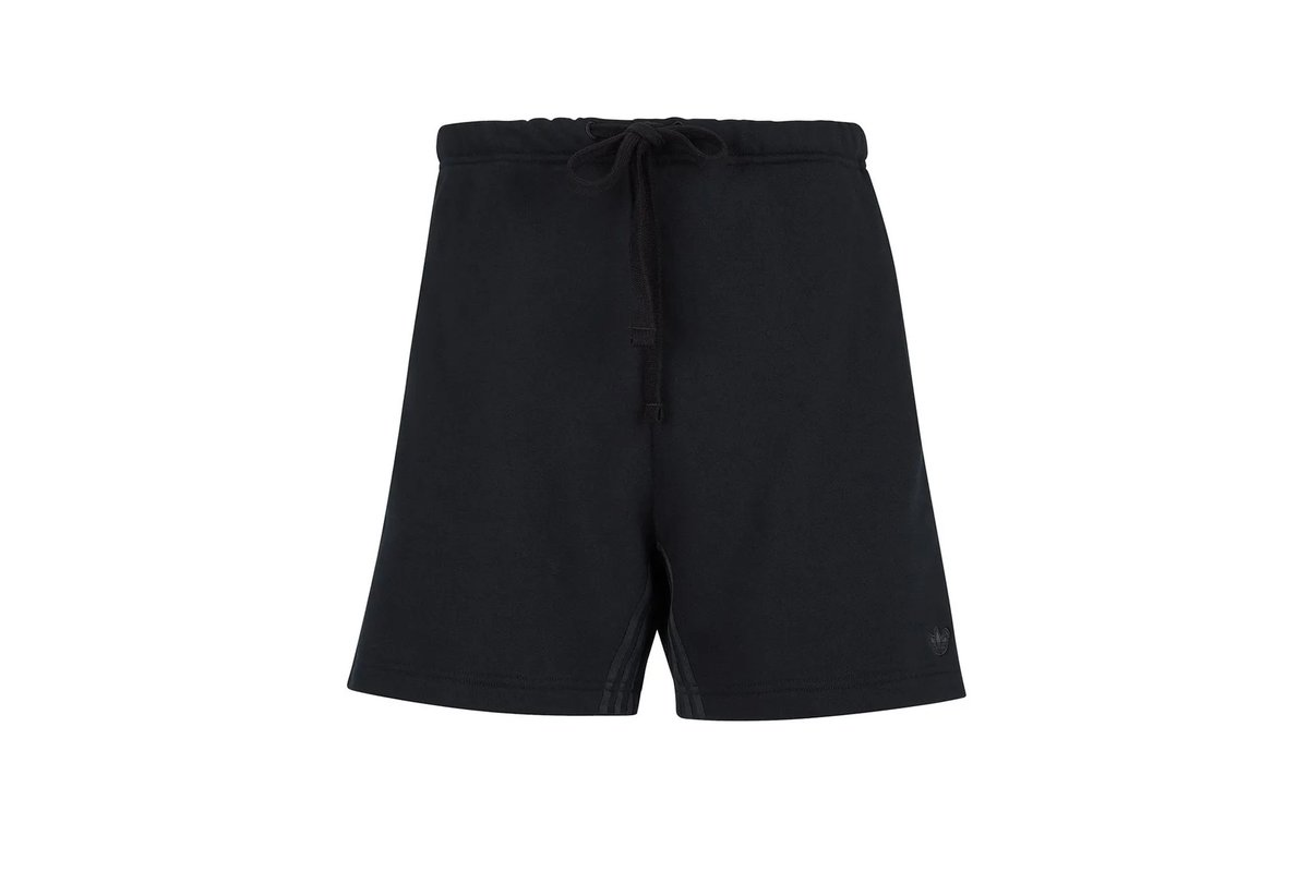 GQ Recommends tweet media