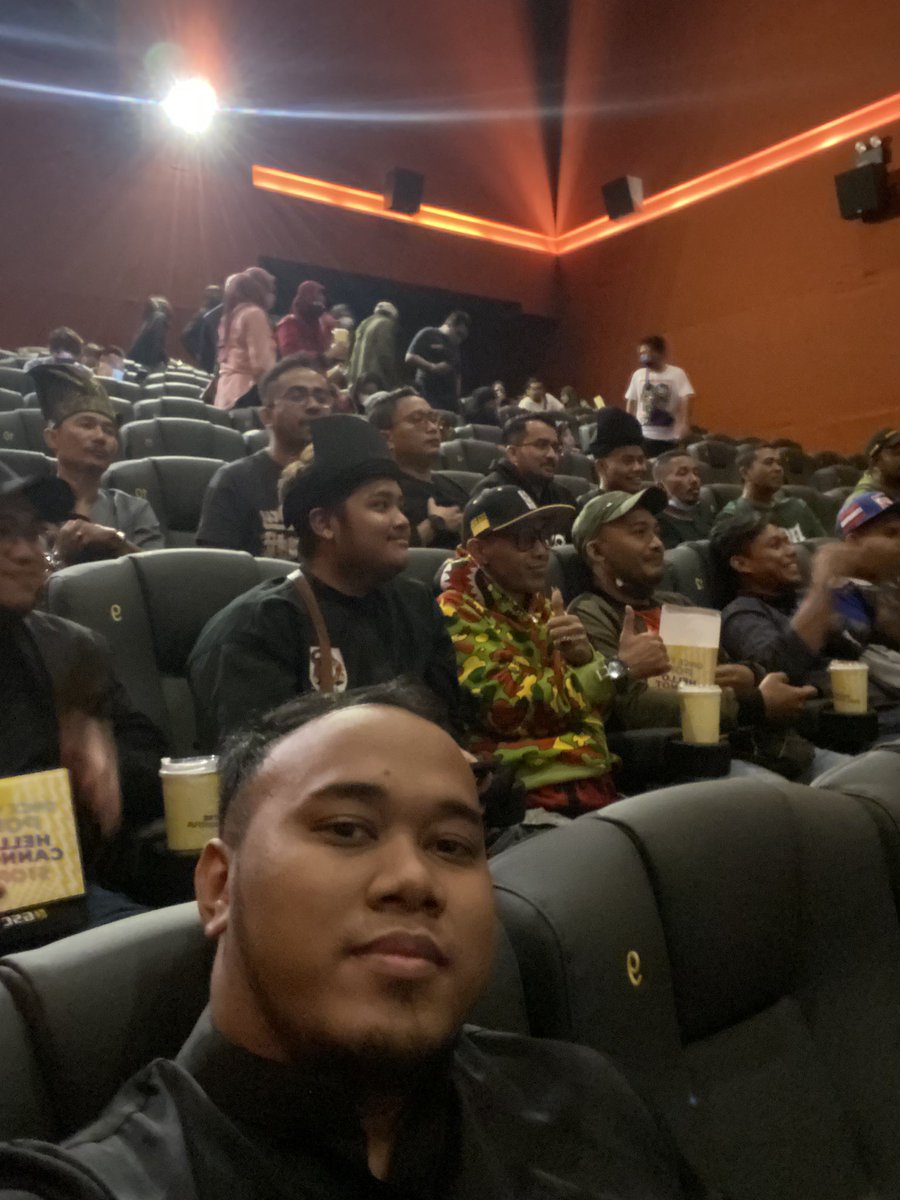 ZaharHazim tweet media