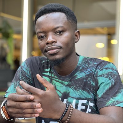 MervaBass's tweet photo. #NouvellePhotoDeProfil https://t.co/y0TYJY552W