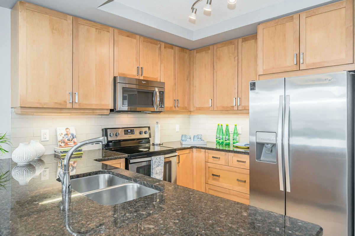 Planet Realty Inc. tweet media