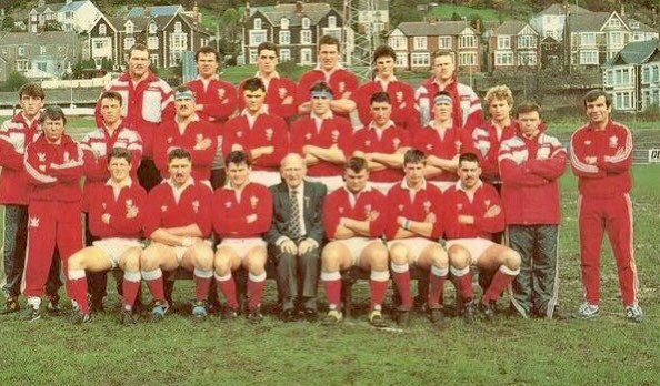 ApsmRugby's tweet photo. Wales Youth vs France 1988
Talbot Athletic Ground, Aberavon https://t.co/XLRPiIuhbV