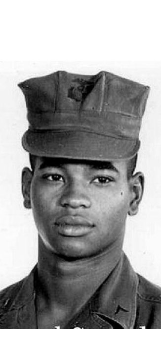 44MagnumBlue1's tweet photo. United States Marine Corps Lance Corporal Darryl Eldridge Saunders was killed in action on July 6, 1967 in Quang Tri Province, South Vietnam. Darryl was 20 years old &amp; from Chicago, Illinois. 1st Battalion, 9th Marines, A Company. Remember Darryl today. Semper Fi. American Hero🇺🇸 https://t.co/Uy1EaZ6WWR