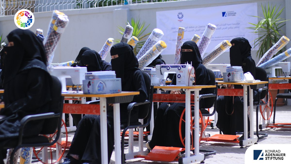 yldfyemen's tweet photo. Today, #YLDF has concluded the activities of the first component of #SOLVE Program, funded by @KASonline.
During a symbolic event, 25 women and girls targeted by the program were given in-kind sewing tools, to help them start their own businesses. https://t.co/GLBL62khpV