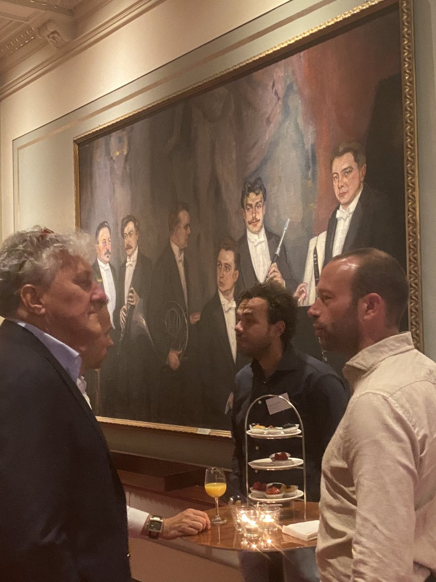 roosvanvugt's tweet photo. Mooie kick-off van Entrepreneur of the Year event. #EOYNL22 in het prachtige Concertgebouw #EOYNL https://t.co/dJGjylMyIr