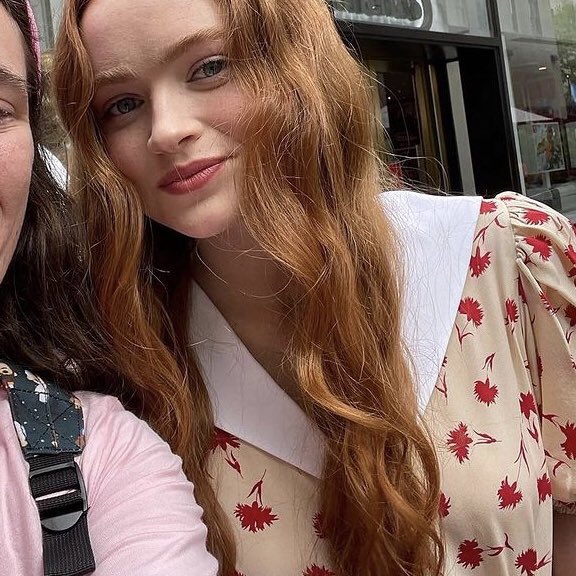 sadie thinker tweet media