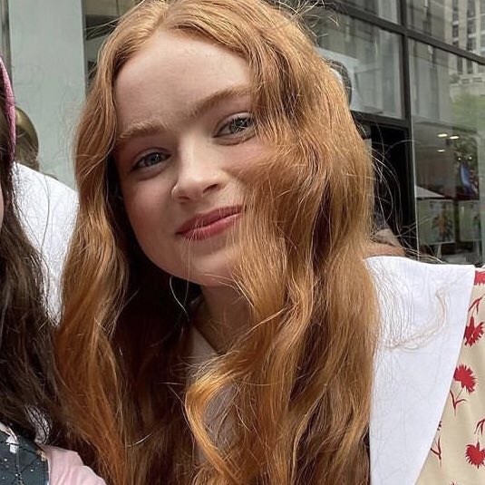 sadie thinker tweet media