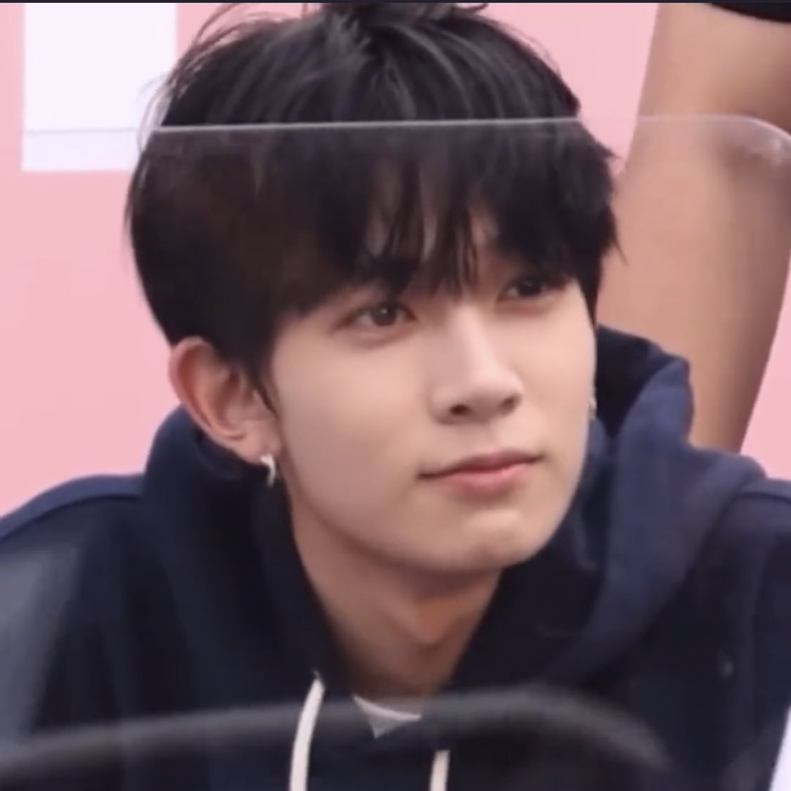 ⠀
⠀
⠀⠀⠀ENGENEs always make him go 🥺
⠀
⠀