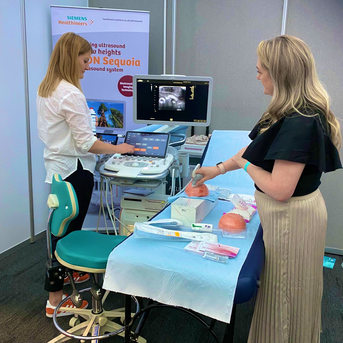 SympMamm's tweet photo. What a great event! #UKIO2022 was fantastic, thank you to every one who came and spoke with us and/or joined our Breast biopsy workshops! Excited for #UKIO2023 and #SympMamm2023 now! #breastimaging #breastradiology #radiology https://t.co/IIfPXkY645
