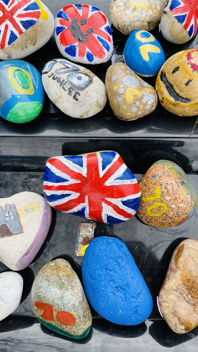 qphschester's tweet photo. It’s been a day of #Jubilee celebrations for Year 9 culminating in a special & memorable event for Mrs Irvine & her #BookLovingTuesday students. They’ve each brought their decorated pebbles to place around our newly planted tree in our #peacegarden #plantatreeforthejubilee https://t.co/Qqyob3pDVS