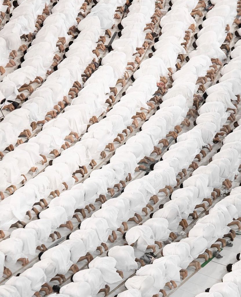 _10world's tweet image. May Allah grant us all to see the beauty of Makkah🤍
Aameen