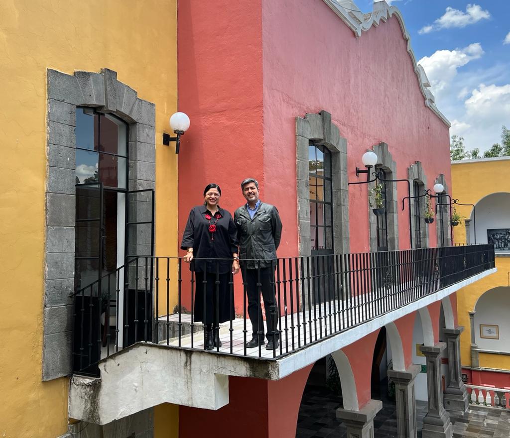 alefrausto's tweet photo. Agradezco a @Manolozep que a partir de ahora se encargue de la coordinación de comunicación social de la @cultura_mx. Gracias @IsaacMacip por tu trabajo estos años. https://t.co/fKXIGZDBUG