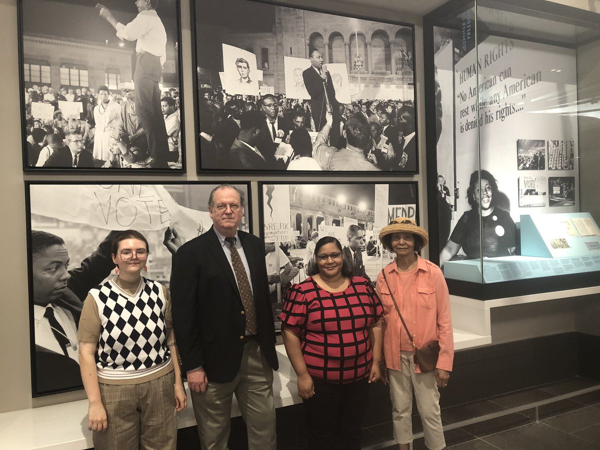 AtlanticCityLibrary tweet media