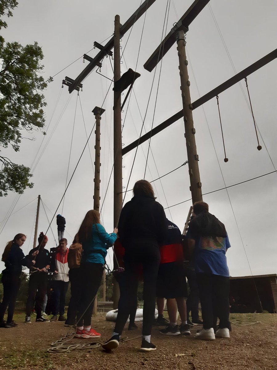 inspirajoep's tweet photo. Epic challenge day today! Our teams completed a whole host of challenges today, all in the hopes of getting enough points to win a pizza party 🥳 https://t.co/7RCUldxX3W