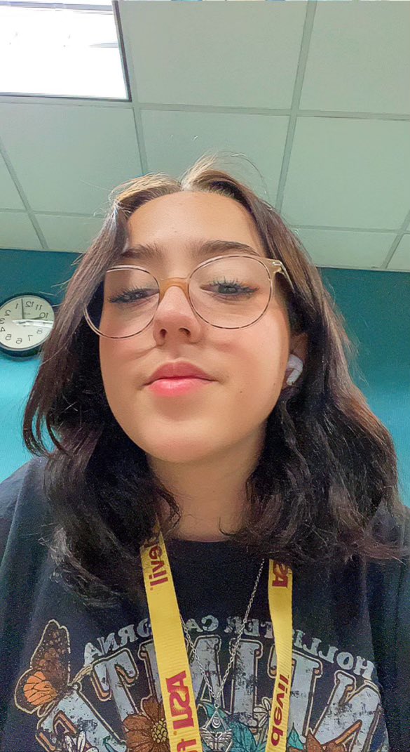 PerryDECA's tweet image. Meet our new Treasurer, Katelin
Mascari! She enjoys reading as well as skating with her friends. She later hopes to become an engineer. This year she wants to achieve her
goals as of getting more people involved in DECA!