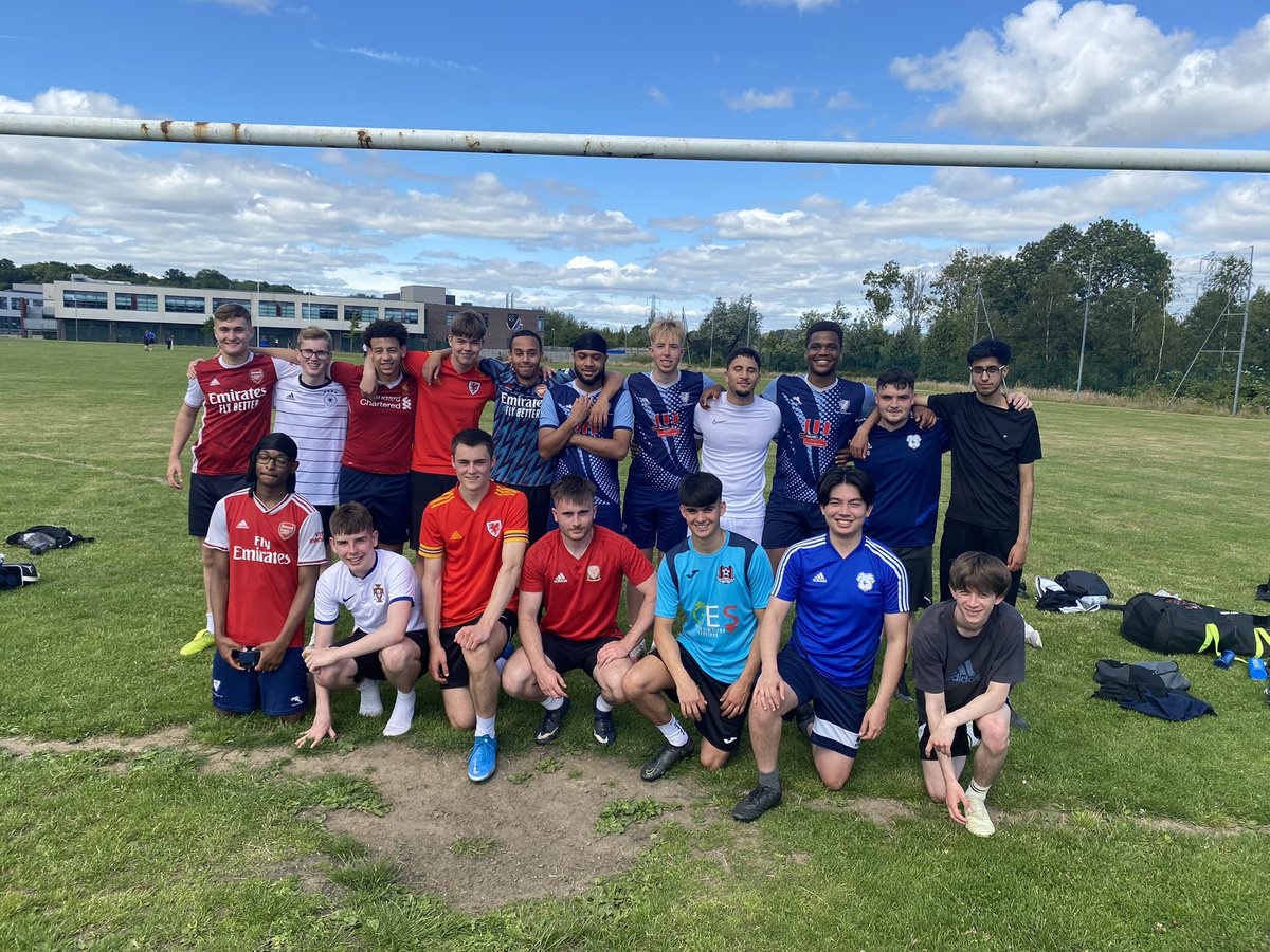 stteilos_PE's tweet photo. How time flies!!!! 7 years since these guys played the first fixture on our new school fields and today our Year 13’s played their last. We wish all of you the very best on your next steps. Cherish the memories. It has been a pleasure. #teamteilos https://t.co/LviCvkkr25