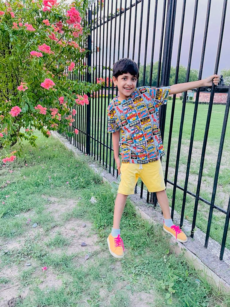 Because it's <a href="/RanveerOfficial/">Ranveer Singh</a> birthday and someone is trying to be him. Love you Ayaan....