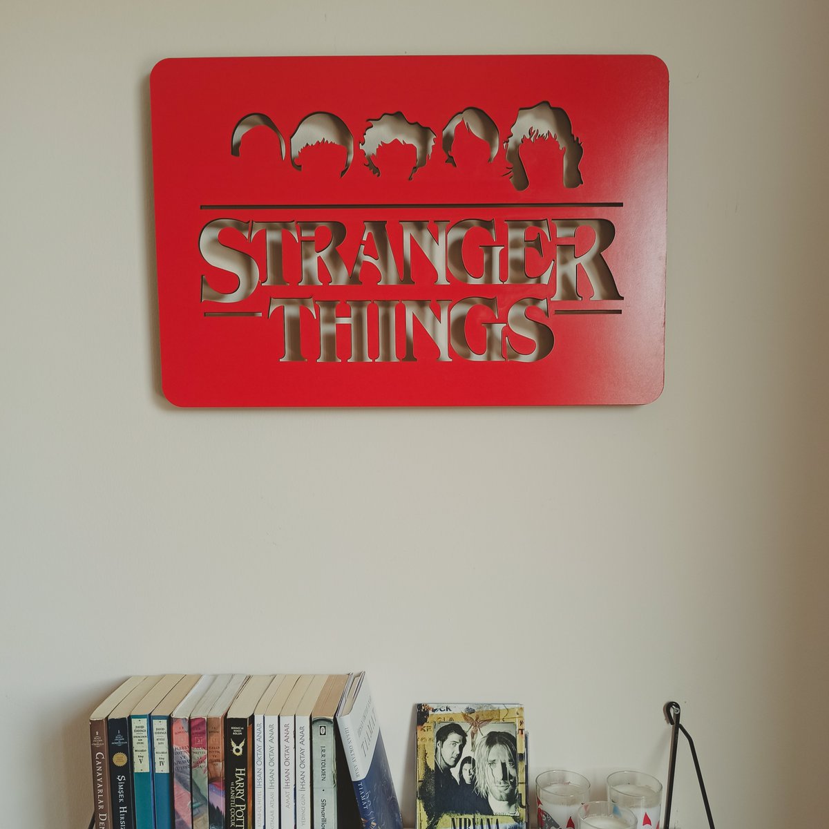 foreviatolye's tweet photo. "Arkadaşlar yalan söylemez."

#StrangerThings #StrangerThings4 https://t.co/6uY0bR7vSQ