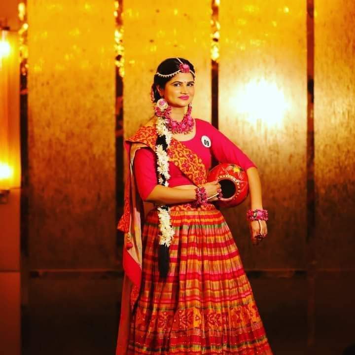 DRSHAILESHBJP's tweet photo. ग्राम कौरेर (डीग, भरतपुर) की बेटी, बहिन मनोरमा फौजदार जी को "Mrs. Asia 2022" का खिताब जीतने पर हार्दिक बधाई एवं शुभकामनाएं। आपने यह प्रतियोगिता जीतकर भरतपुर सहित पूरे देश का नाम रोशन किया है।

भरतपुर जिले को आप पर गर्व है। #Deeg #Bharatpur #MrsAsia2022 https://t.co/r9WnRsEpOv