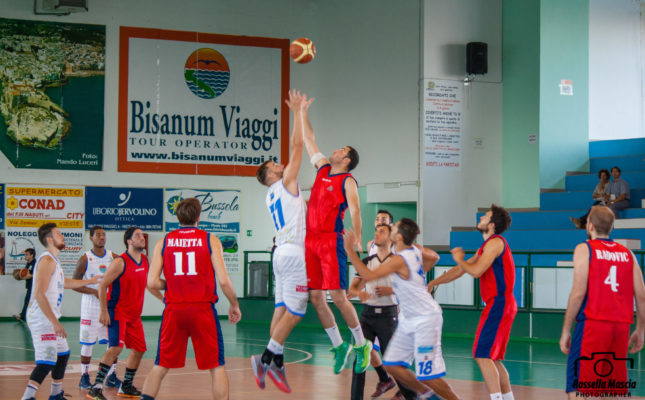 GarganoTv's tweet photo. Sono 15 i giorni che mancano per poter iscrivere la squadra viestana al prossimo campionato di C Gold, e attualmente non ci sono le coperture economiche per poter affrontare la prossima stagione agonistica.

https://t.co/rh4QYGjVYR https://t.co/AHd2RSmacF