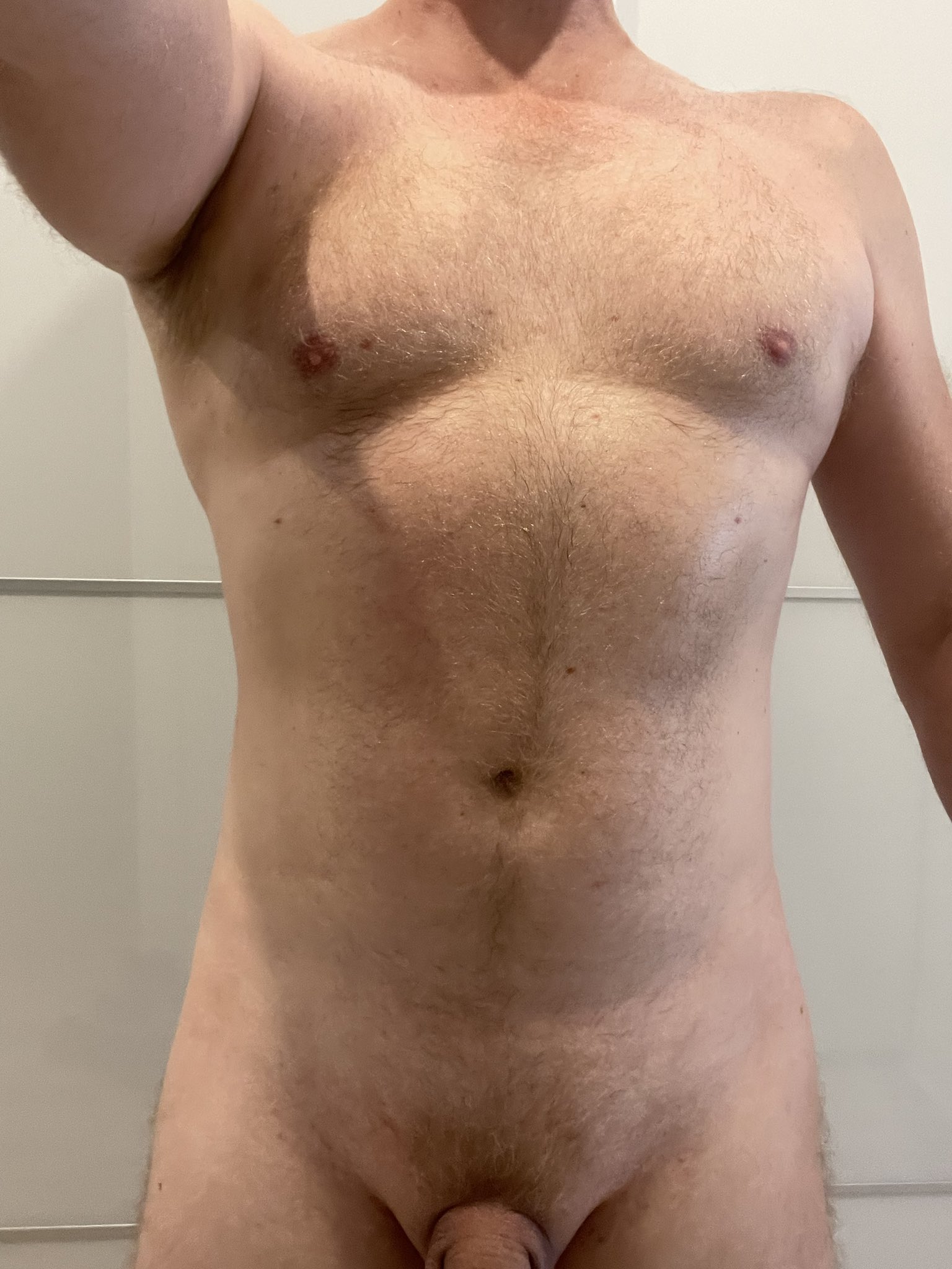 Just came back from my afternoon run. Hot as hell out there! Am I still hot for a 40yo dad? 😏 #nsfwtwt #sweaty #dilf #dadbod #running #hairydad #hairybody #bear https://t.co/mpjNNq1YHz