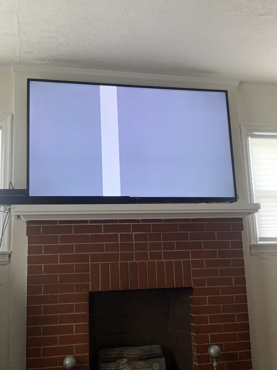 chief5area5's tweet photo. @LGUS brand new tv. I’ve received horrible customer service https://t.co/Wi2IZomb3L