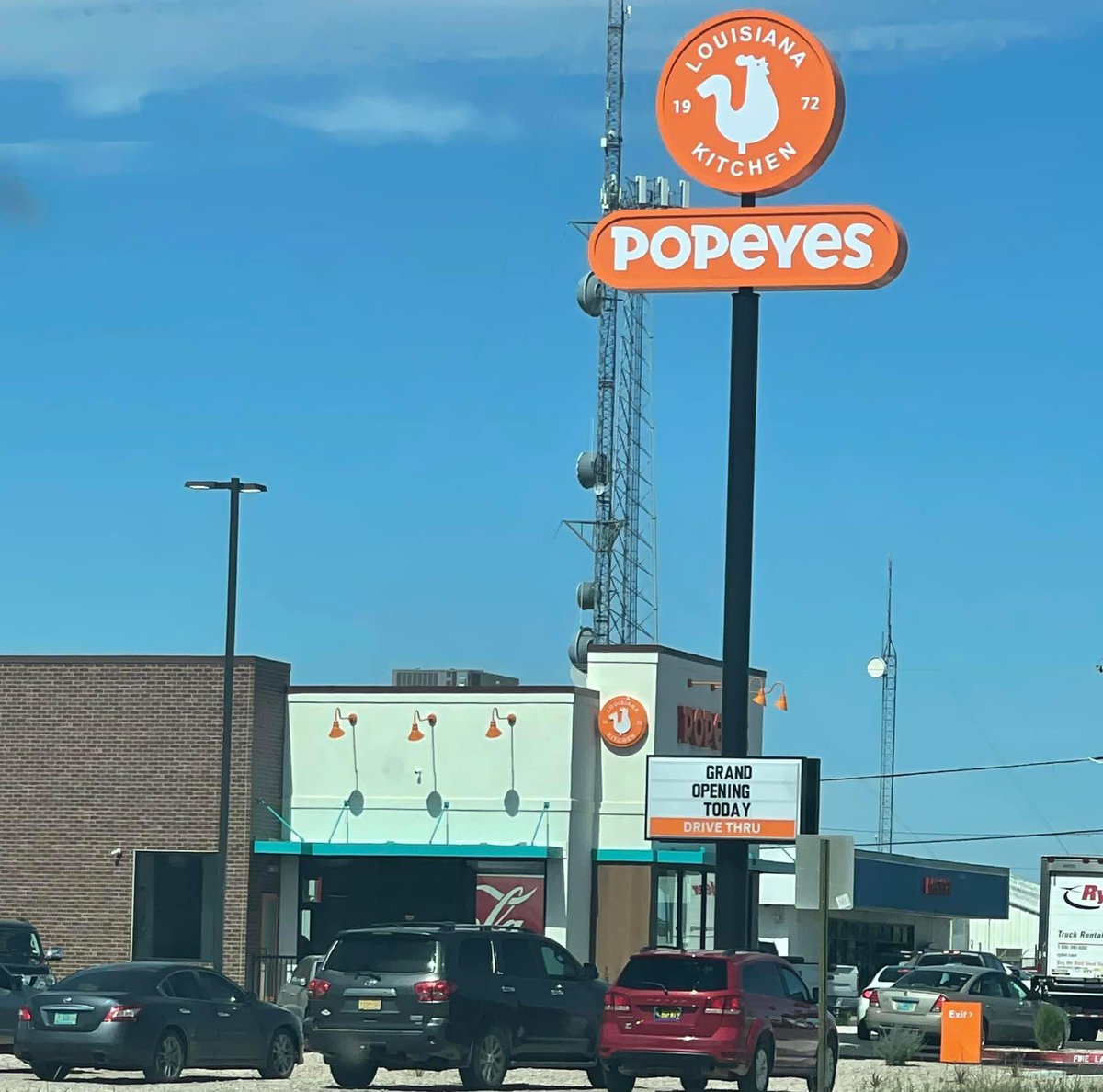 Rez_Lizard's tweet photo. A new eatery opens today.
Welcome to Artesia, Popeyes!
#artesianm quick someone get me some chicken ๐ spicy ๐ถ https://t.co/zN9j9S3owT