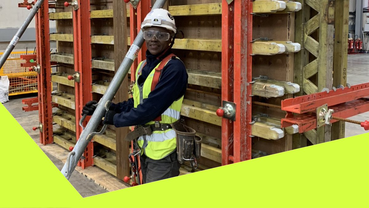 skillscentreltd's tweet photo. Huge thanks to @PERIgroup for supporting our recent batch of apprentices with access to their market-leading formwork systems as well as specialist training and support over the past 18 months. All 8 apprentices passed - 4 with distinction - and we couldn't be more proud! 

#TSC https://t.co/gJ2087yzgJ