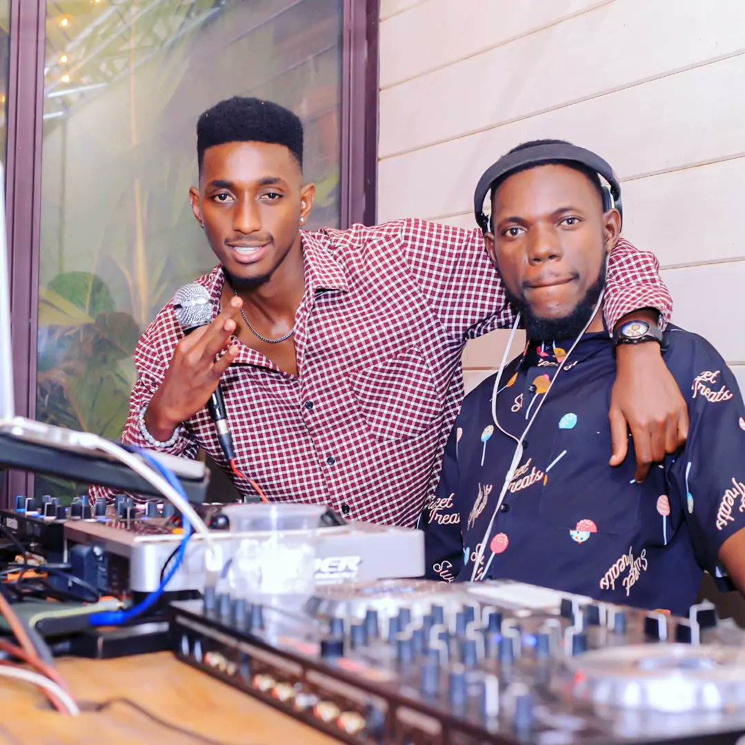 DeejMaxcent's tweet photo. Its fun doing it with my real G @TheRealKenie

#ArenaOnPoint Every saturday 

#TheMusicalAccent https://t.co/pzkq9BNKdS