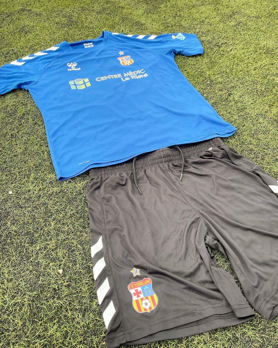 CE_Torrellenc's tweet photo. NOVES EQUIPACIONS!

Aquesta temporada estrenarem noves equipacions! 

Gràcies als nostres patrocinadors! 

#3cat12 #futbolcat https://t.co/IqWtuQ4nl3