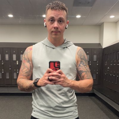 nykben's tweet photo. #NewProfilePic https://t.co/U2ZMDL14J6